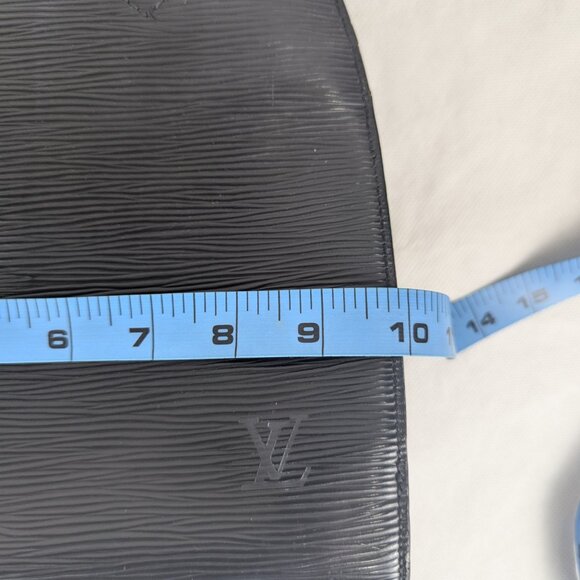 LOUIS VUITTON Paris Montaigne Epi Pont Neuf Leather Black Clutch Charm BAG - Picture 14 of 16